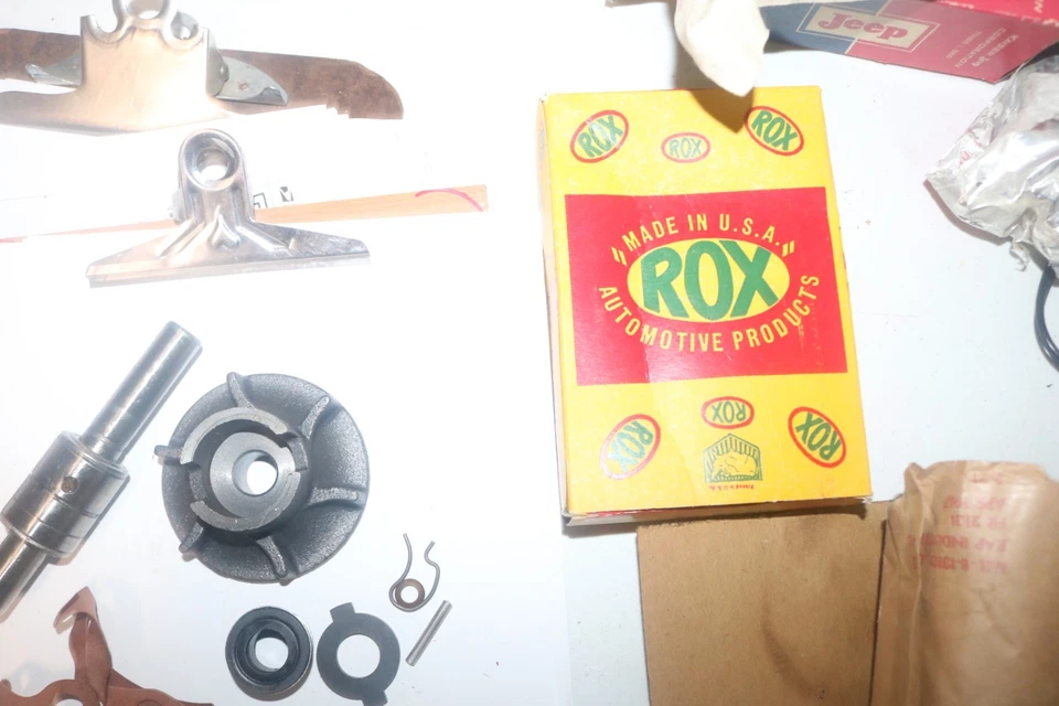 Новый из старых запасов комплект для восстановления водяного насоса USGI двигатель Dodge M37 WC PN 1692605 230 I-6 - Изображение 3 из 4