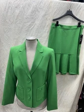 LESUIT SKIRT SUIT/NEW WITH TAG/SIZE 14/RETAIL$240/LINED/SKIRT  24"/GREEN
