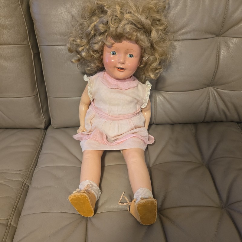 1930’s 20” Shirley Temple Doll All Original, Worn