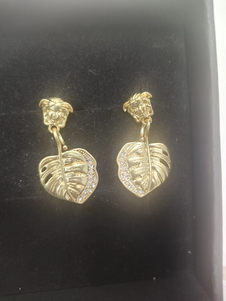 Beautiful Dangling Leaf Earrings — 第 3/4 张图片