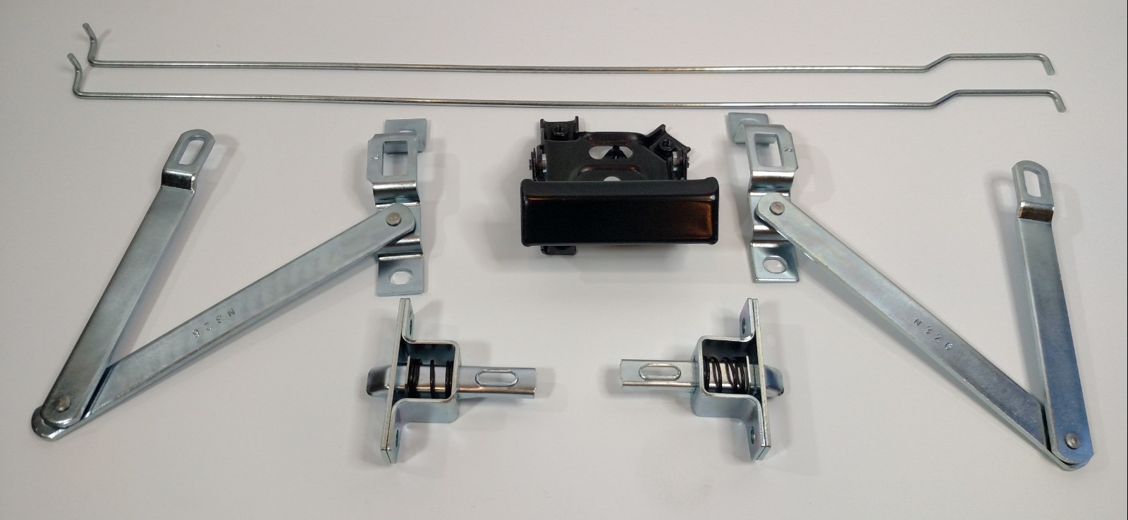 Tailgate Latch, Linkage, Hinge & Handle Kit 196772 Chevy/GMC Pickup Fleetside eBay