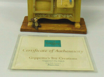 WDCC Disney Classics Pinocchio Geppetto's Toy Creations Hutch