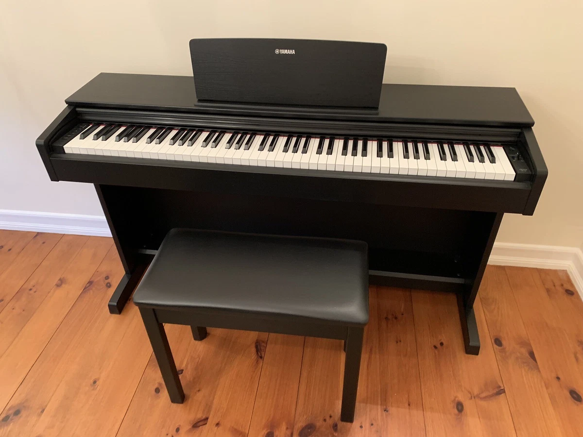 Yamaha Arius YDP 143 Digital Piano w bench