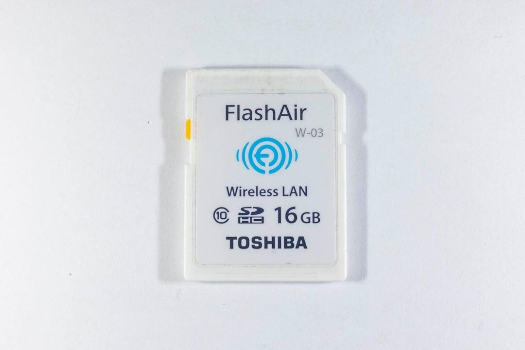 TOSHIBA FLASHAIR W-03 16GB 10枚 FlashAir SDHC card with Toshiba wireless LAN W-03 16GB