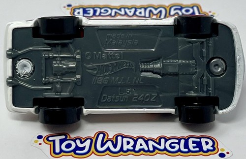 Hot Wheels Datsun 240Z White w/Stripes Loose Car Removed From Package - Picture 5 of 5