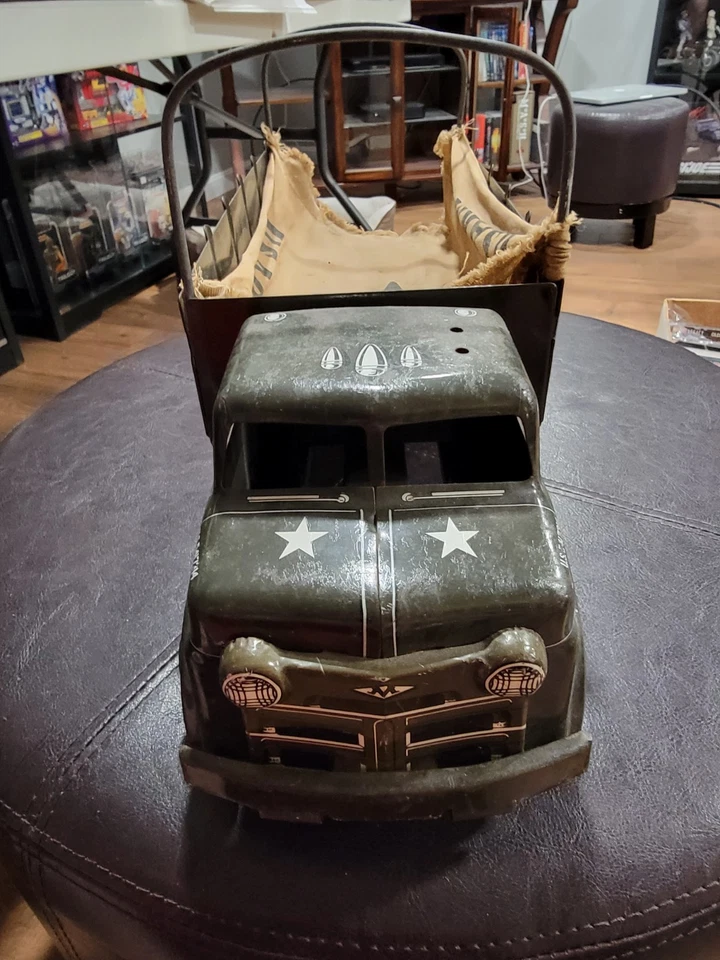 Transporte portaaviones del ejército de Estados Unidos Marx Lumar de 1950 con cubierta de lona de acero prensado Foto 2 de 4