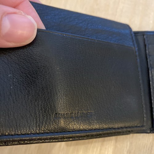 GUESS Herren-Geldbörse aus Leder mit Doppelfaltung schwarz weiches Logo - Bild 5 von 9