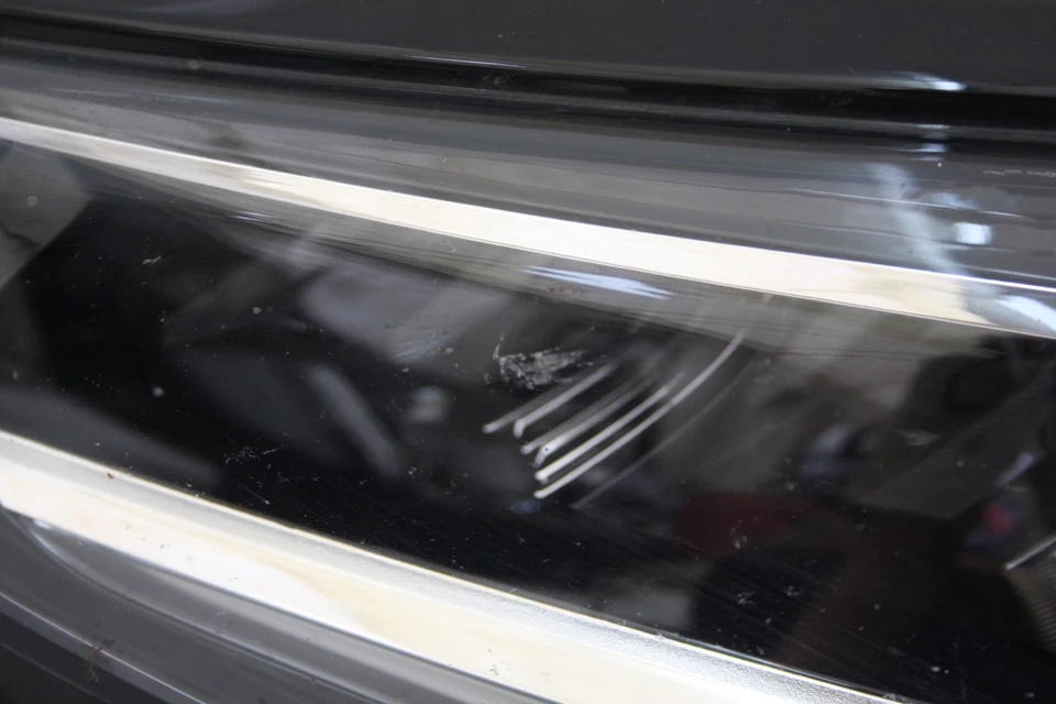 Vauxhall Corsa F Left Side LED Headlight 2020-2023 9829522880 Genuine *DAMAGED* - Image 4 of 4