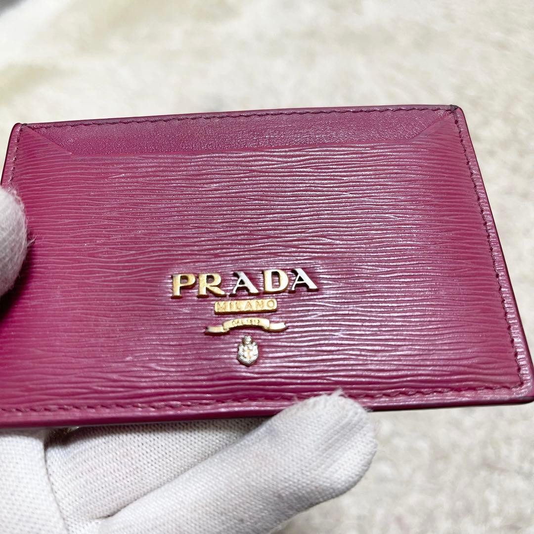 Prada Vitello Move Leather Card Case Pink Women’s Business Card Passholder thumbnail 4