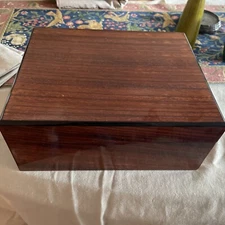 Mastro De Paja 50 Cigar Humidor ~11.75x9.25x4” With Shelf