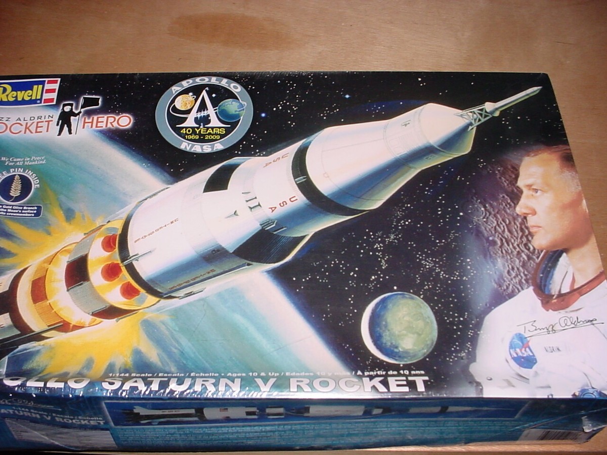 その他 Revell Apollo 11 Saturn V Rocket 1:144 Amazon.com: Apollo 11 Saturn V Rocket : Arts, Crafts & Sewing