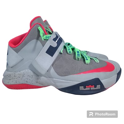 Nike LeBron Soldier Bamboo Crimson Basketball Shoes Athletic