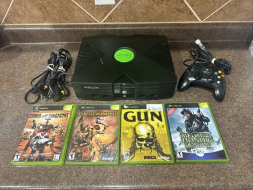 Microsoft OG Original Xbox Console Bundle with Controller 4 Games Cords - Picture 1 of 8