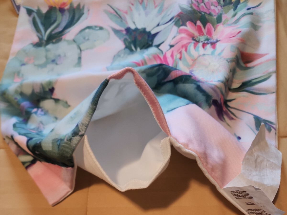 C&F Home ~ Floral ~ 18" x 18" ~ Indoor/Outdoor Fade Resistant ~ Pillow Cover (1)