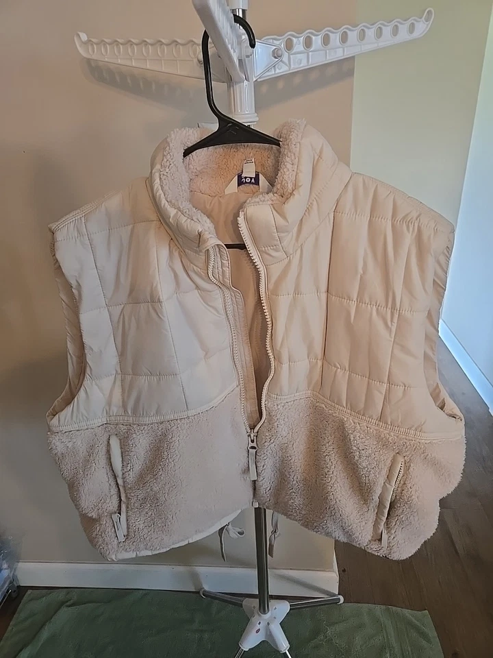 Women's High Pile and Quilted Vest - JoyLab 412-4 - Image 2 of 4
