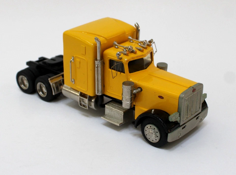 Винтажный грузовик миниатюры 1:48 Peterbilt 359 спальная кабина желтый белый металл в коробке - Изображение 4 из 4