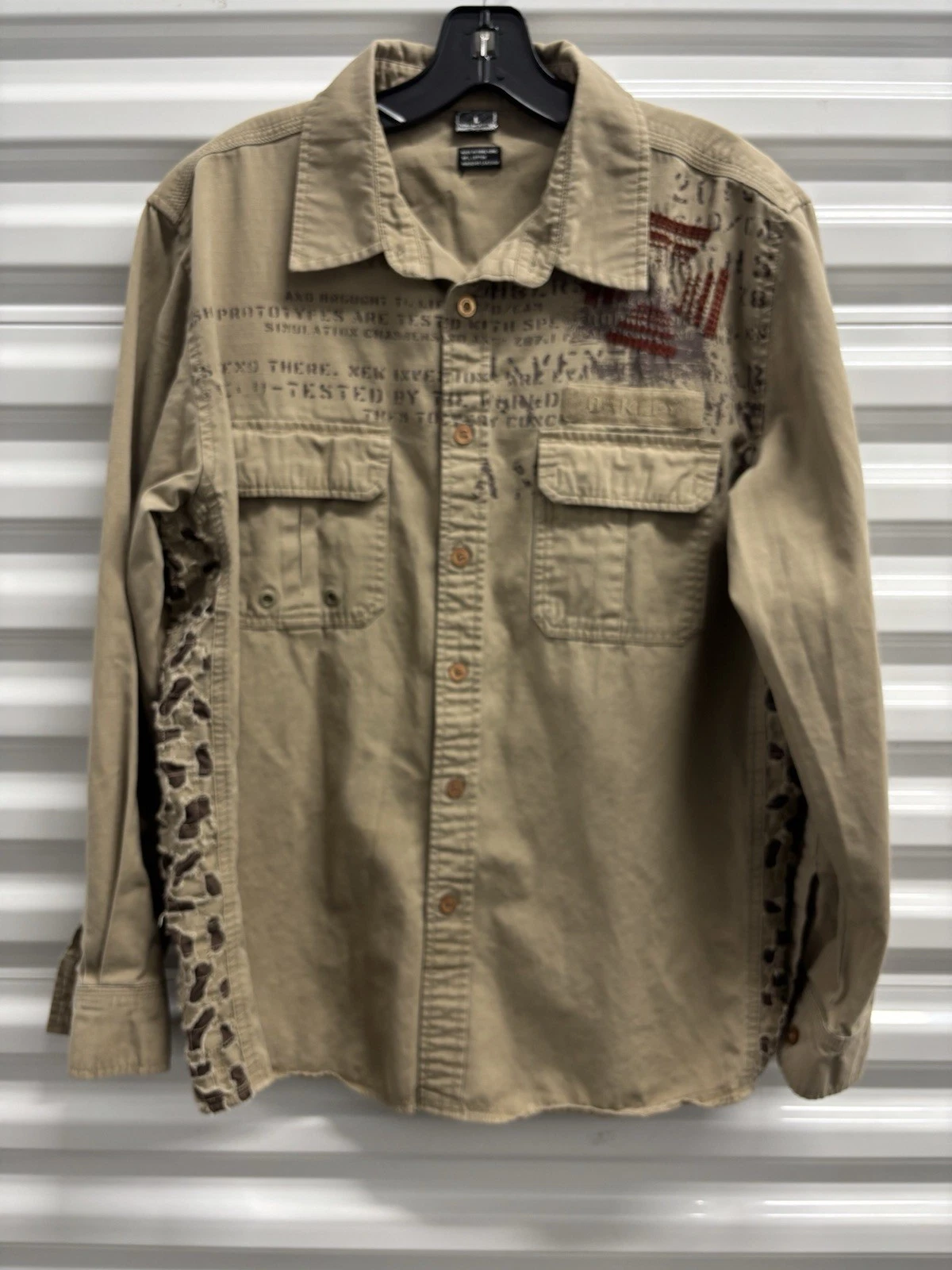 Very Rare Vintage 90s Oakley Khaki Military Camo Button Up Shirt Men's Sz Large