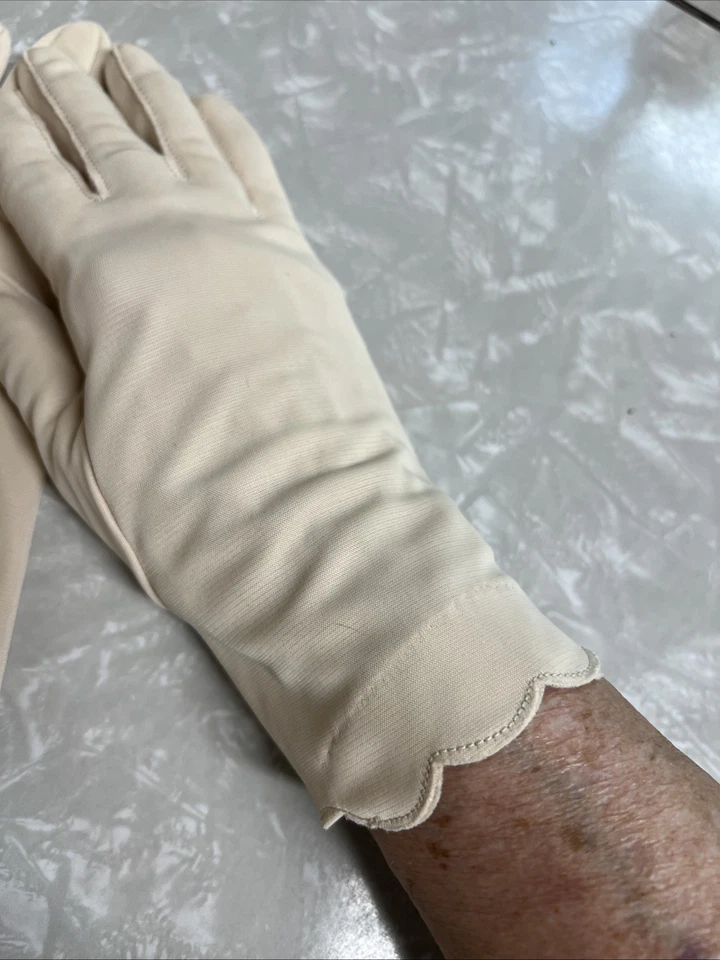 De Colección Par Guantes Beige Mezcla Algodón Hasta la Muñeca Festoneados Boda Formales Talla S/M Foto 4 de 4