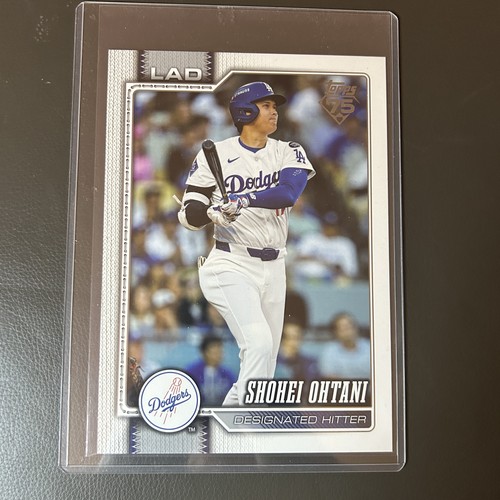 2025 Topps Heritage Shohei Ohtani OTC-1 Oversized Variation Dodgers