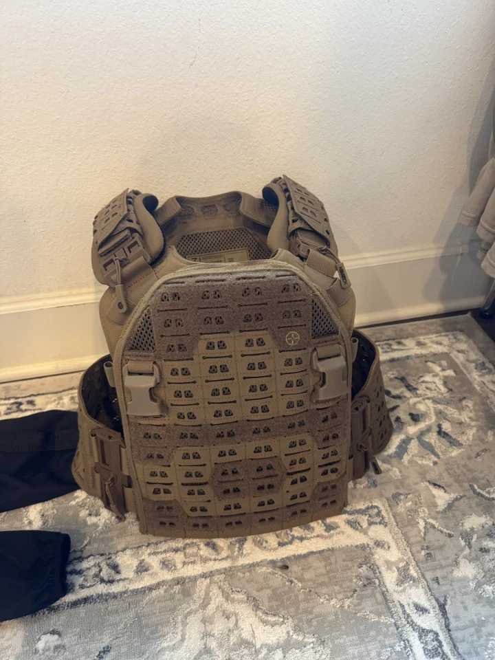 Portador de placas Novritsch 1/2 precio apenas usado-comprobar perfil para más airsoft Foto 2 de 2