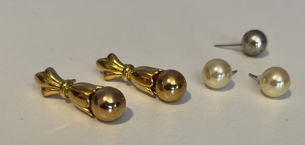 Premier Designs Interchangeable Ball Earrings Gol… - image 1