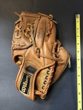 Wilson A2275 Mike Flannagan Snap Action kids baseball glove 11" throw right