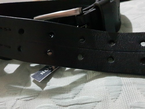 OROTON "Sequel" Mens BLACK Leather GUNMETAL Belt 40/104 cm new - perfect gift - Picture 2 of 5