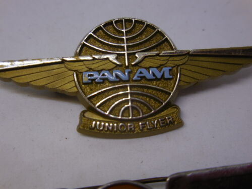 2 VINTAGE FLYER PINS NATIONAL AIRLINES JUNIOR JR PILOT, PAN AM JUNIOR FLYER#A58 - Picture 3 of 5
