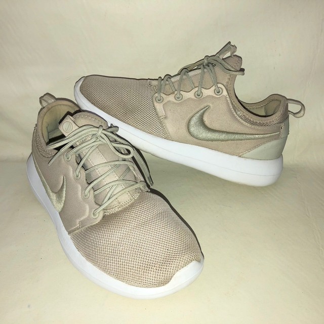 nike roshe one beige