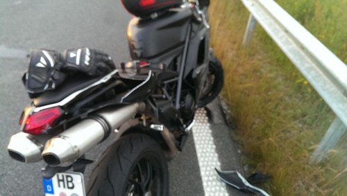 Ducati 848 Evo Schwarz - Bild 6 von 9