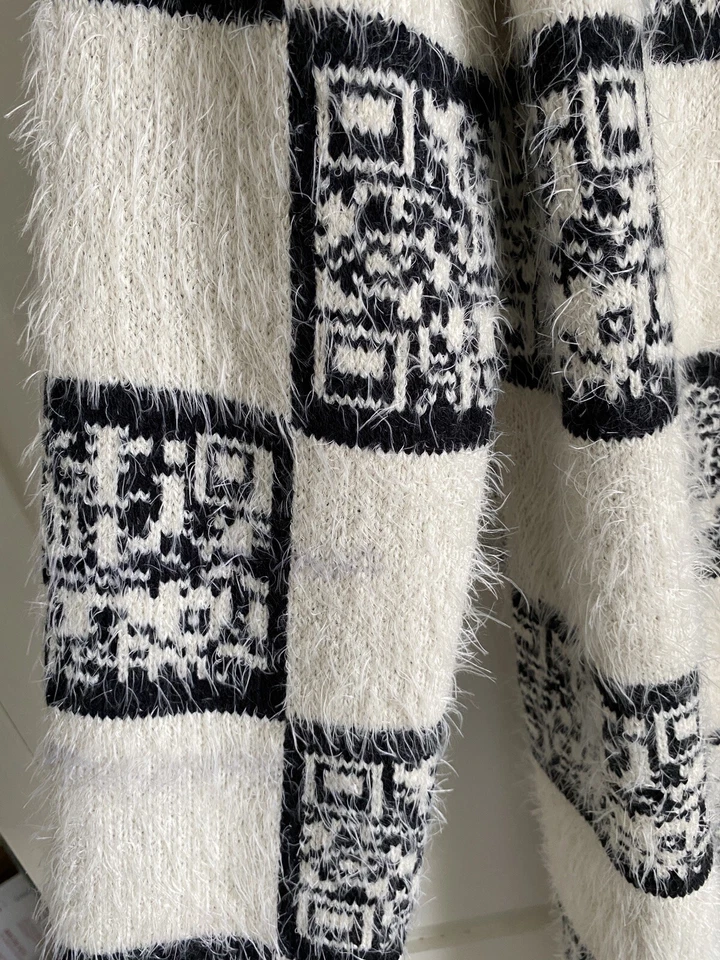 Cárdigan largo Simply Couture, mujer GRANDE, blanco/negro, suave, botones de cierre Foto 3 de 4