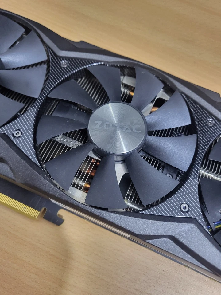 ZOTAC AMP! Extreme NVIDIA GeForce GTX 980 Ti 6GB Graphics Card - Image 3 of 4