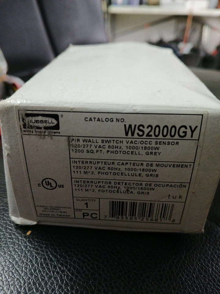 Hubbell WS2000i Wiring Device/Occupancy Sensor (2) - Image 2 of 2