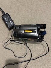 Sony Handycam CCD-TRV75 Hi-8 Analog Camcorder