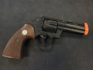 MGC TOKYO JAPAN Python 357 Metal Movie Prop Replica NON FIRING TOY gun Replica