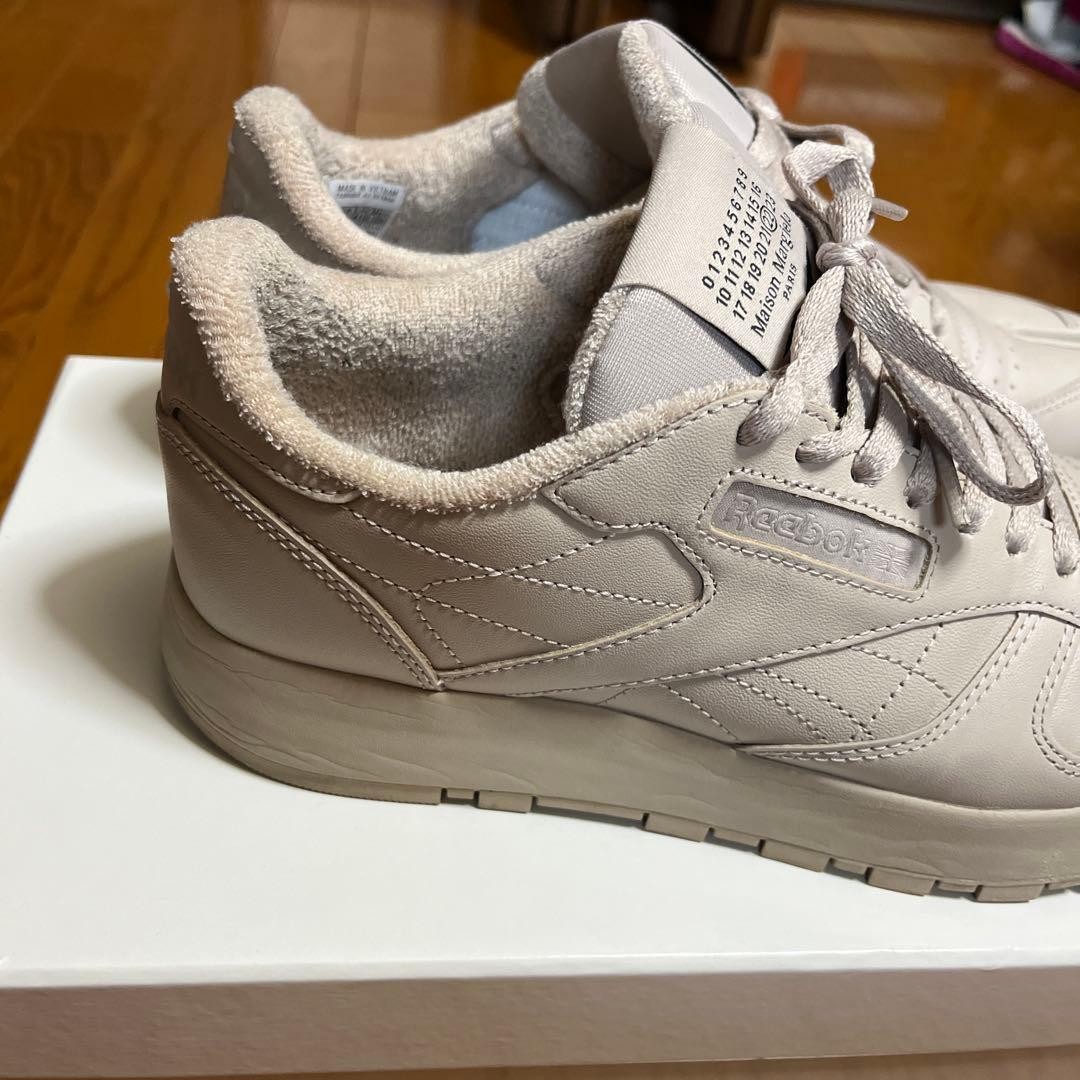 Maison Margiela x Reebok Tabi Sneakers Beige EU41 US8.5 From Japan thumbnail 7