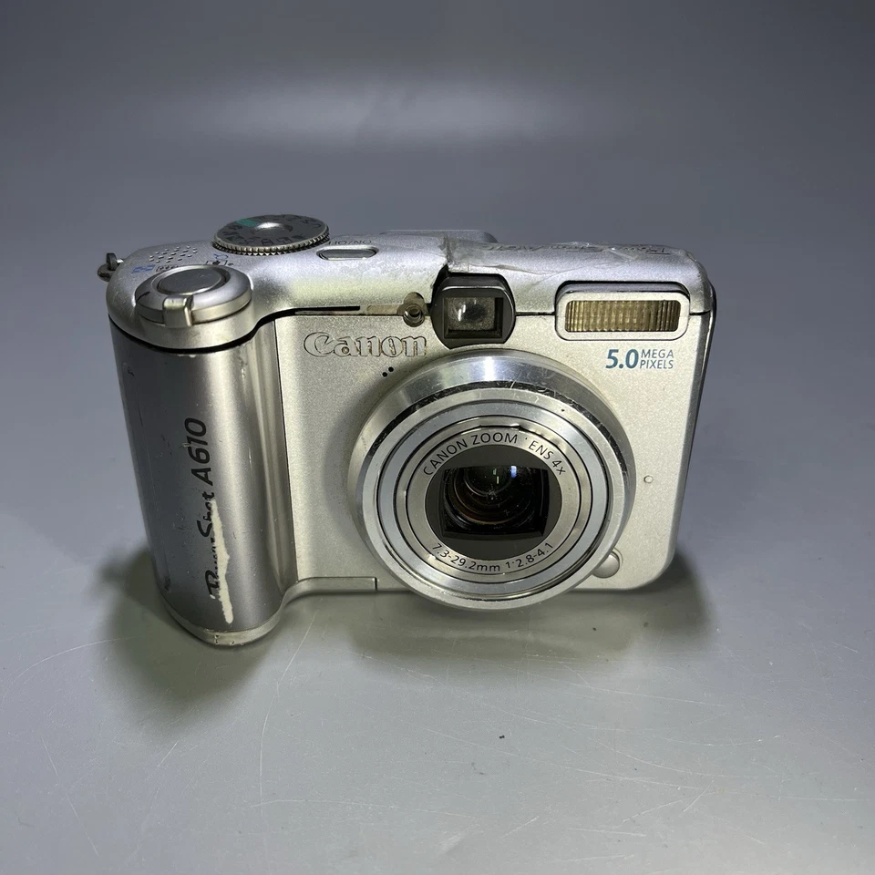Canon PowerShot A610 5.0MP Digital Camera - Silver - Image 2 of 4