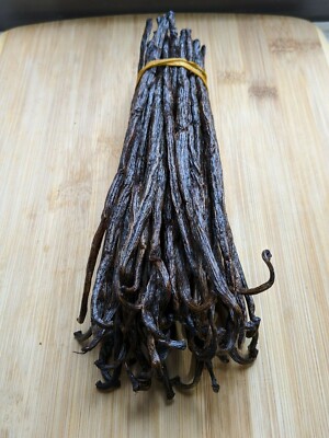 10 Madagascar Organic Vanilla Beans Grade A/B - Great for Extraction & Baking!