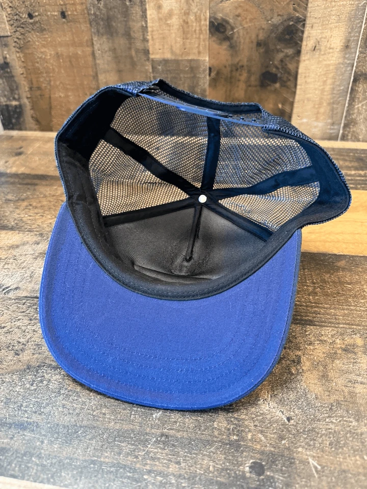 Sombrero Vans Off the Wall azul marino floral clásico parche sombrero camionero Foto 3 de 4