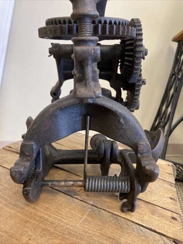 Antique Cast Iron McCormick Sickle Blade Sharpener Grinder Tool Gears Chicago IL - Picture 21 of 24