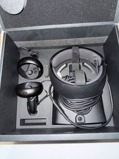 Oculus Rift S Full Set In Box - VR Gaming-minor cosmetic damage