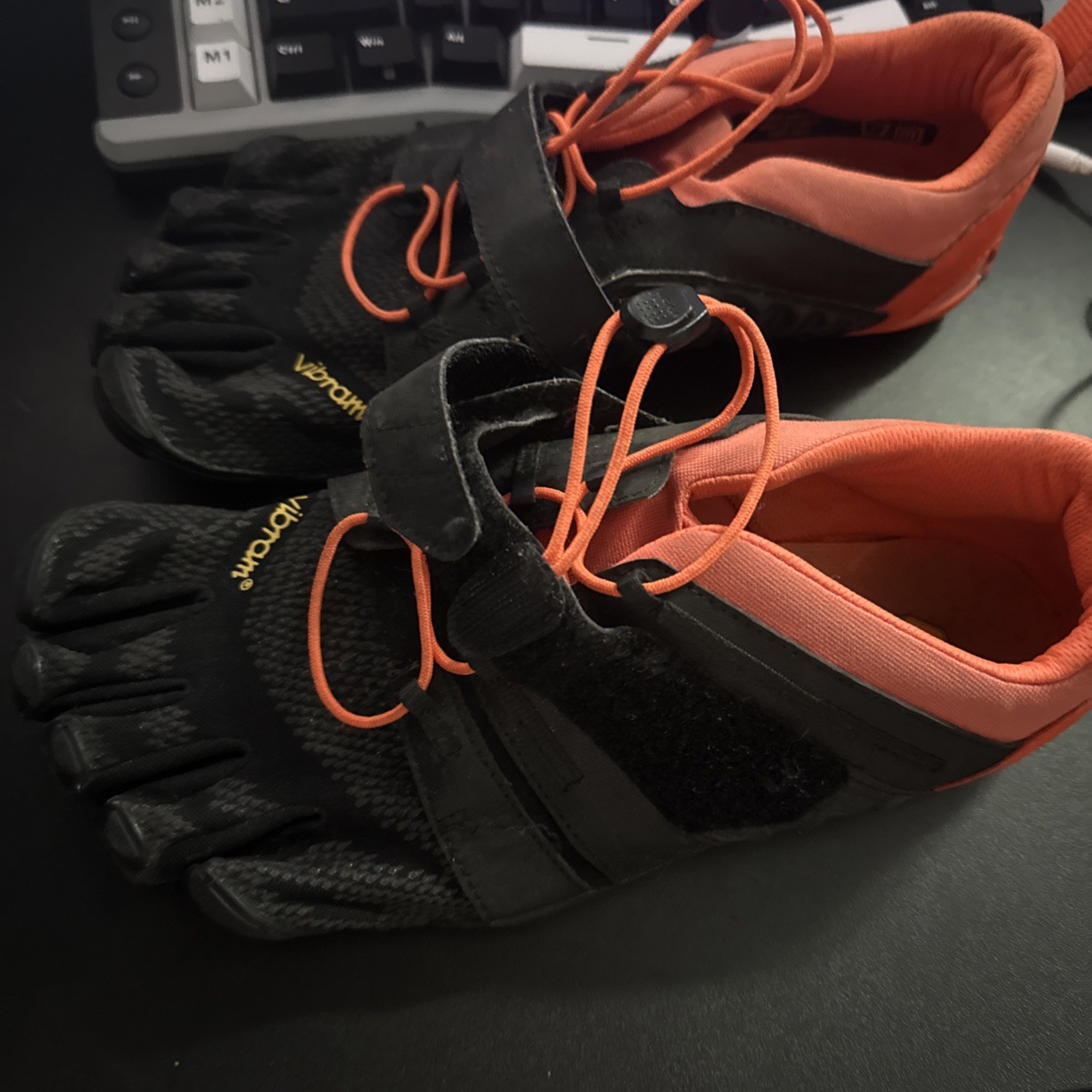 ViBram Fivefingers V-Train 2.0 Black/Orange Shoes US … - Gem