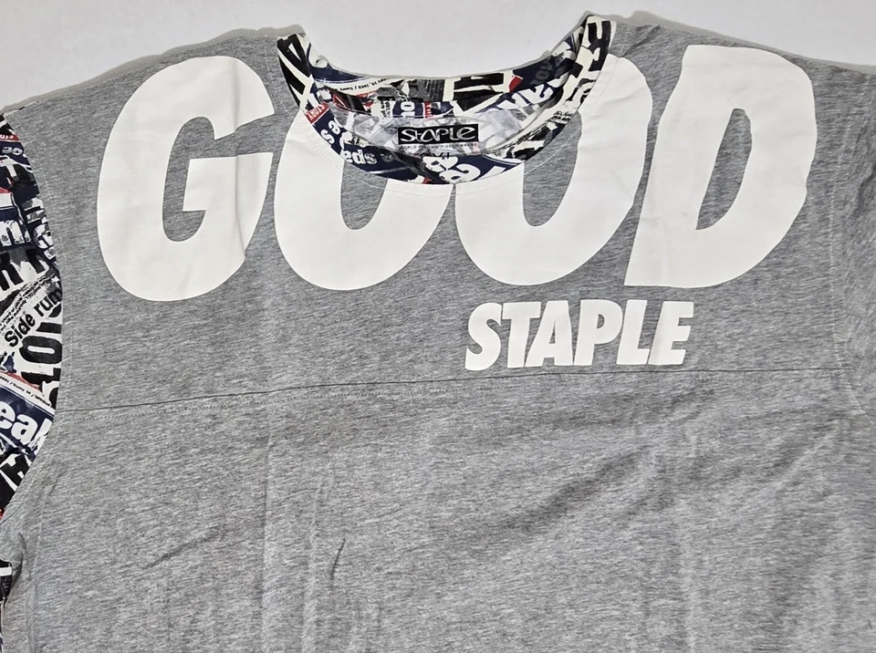 Staple - Buena Zapatilla Riot Gris Blanco Dobladillo Curvo Camiseta Para Hombres XXL Foto 3 de 4