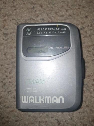 VTG Sony WM-FX141 Walkman Portable Cassette Player AM/FM w/ Belt Clip Working