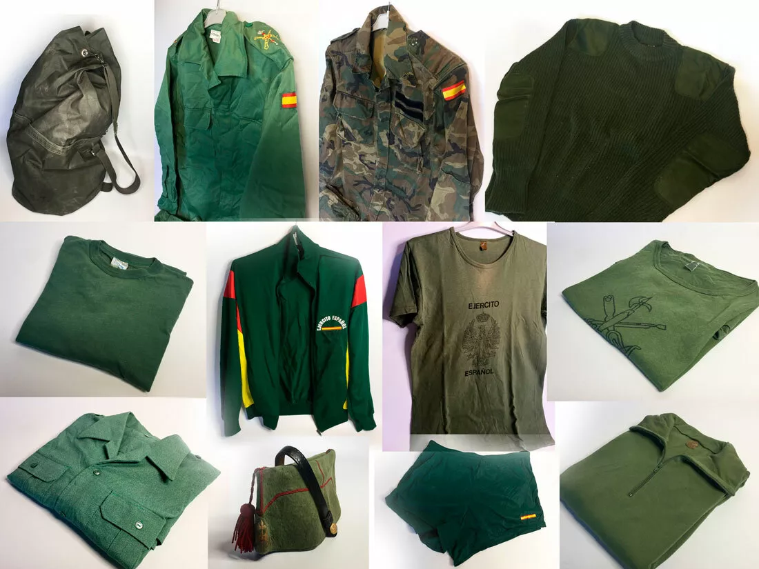 Petate con ropa y complementos de Legionario Ejército Español de Tierra  Años 90.