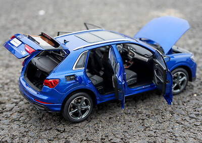 1/18 Scale Audi Q3 2019 Blue Diecast Car Model Toy Collection Gift