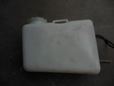 MB Mercedes Benz W124 T Model Kombi Scheibenwaschbehälter hinten 1248600160
