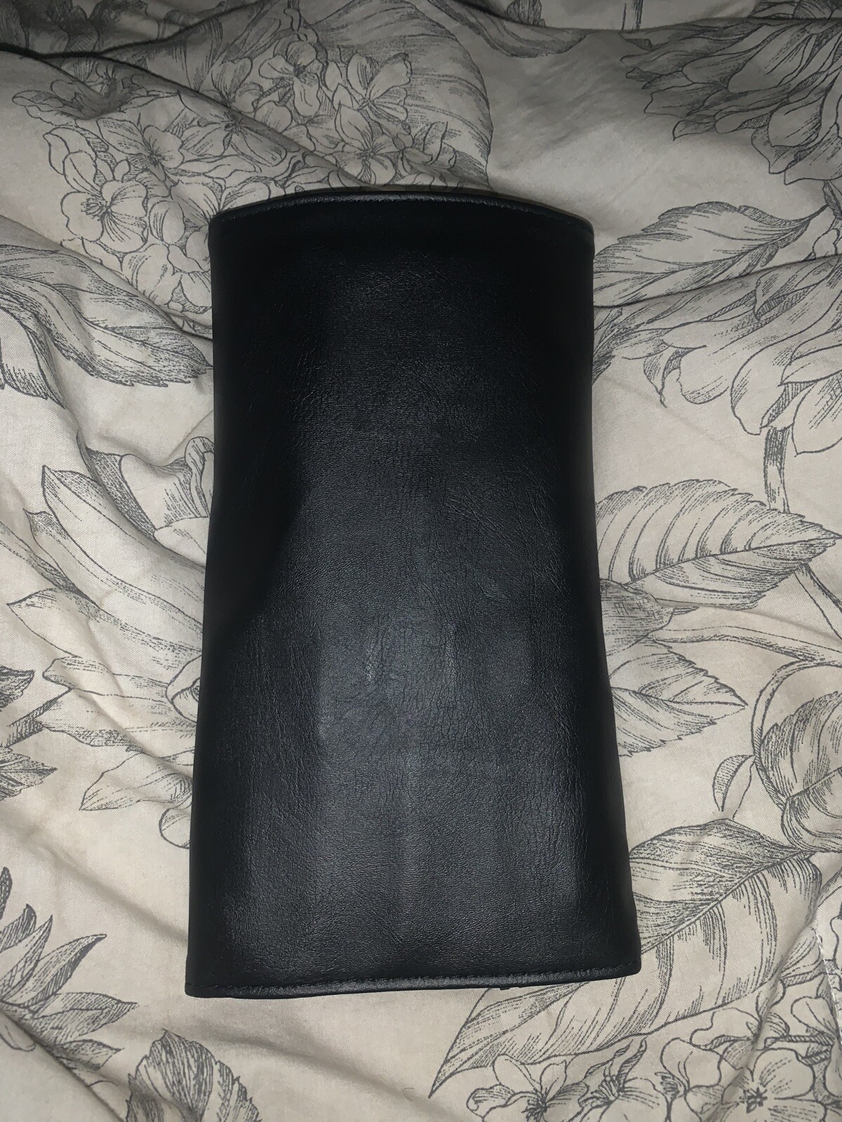 Picture 1 of 5
