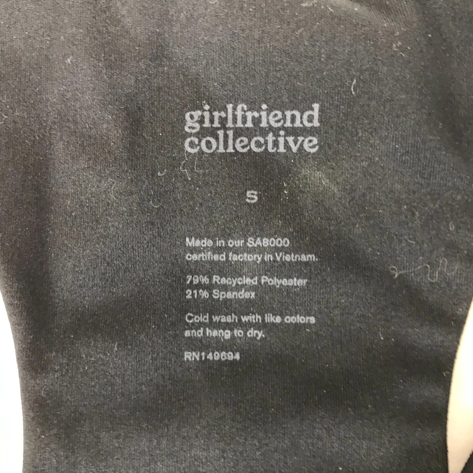girlfriend-collective  tank-bra