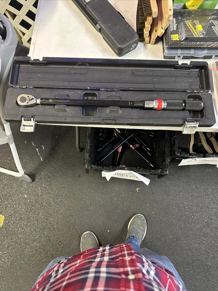 Llave dinamométrica Chicago Pneumatic CP8910 3/8" - 15-75 ft-lbs 8941089105 Foto 2 de 2